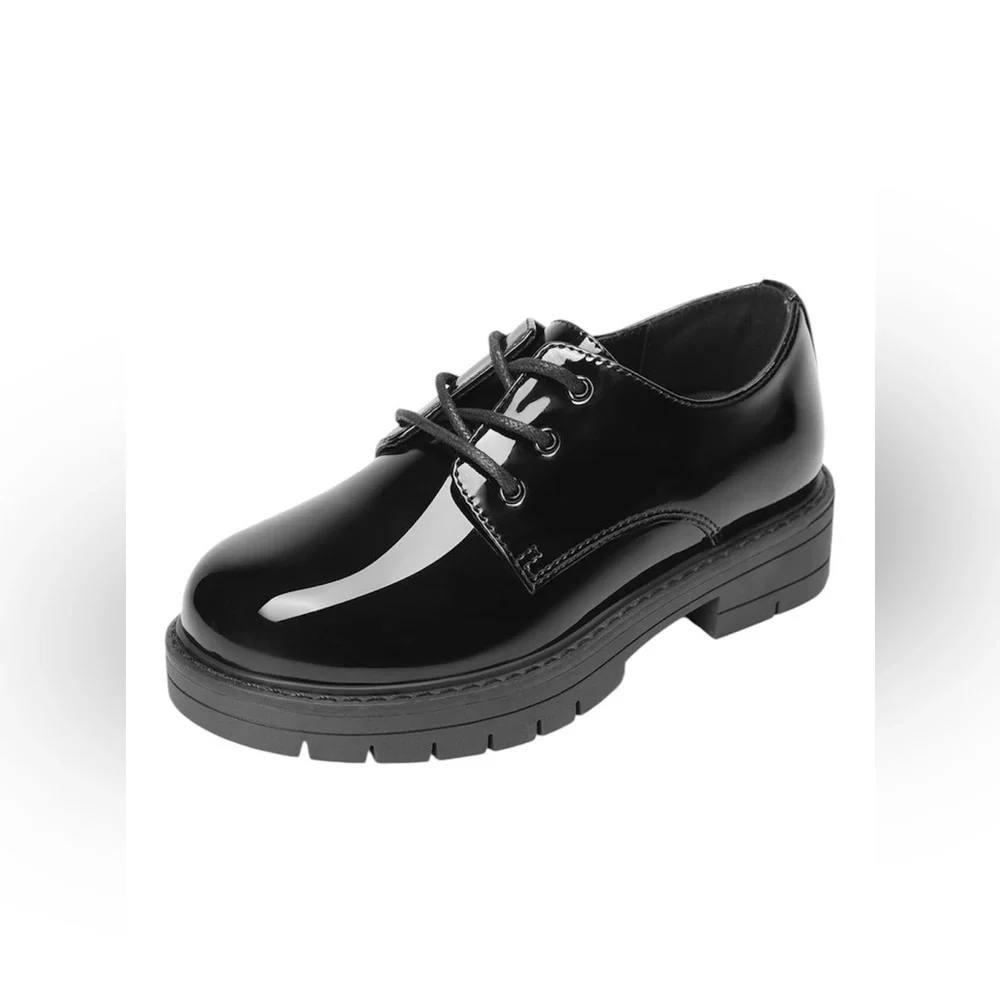 DREAM PAIRS Dress shoes for boys and girls, uniform, formal size 4.      (#86)